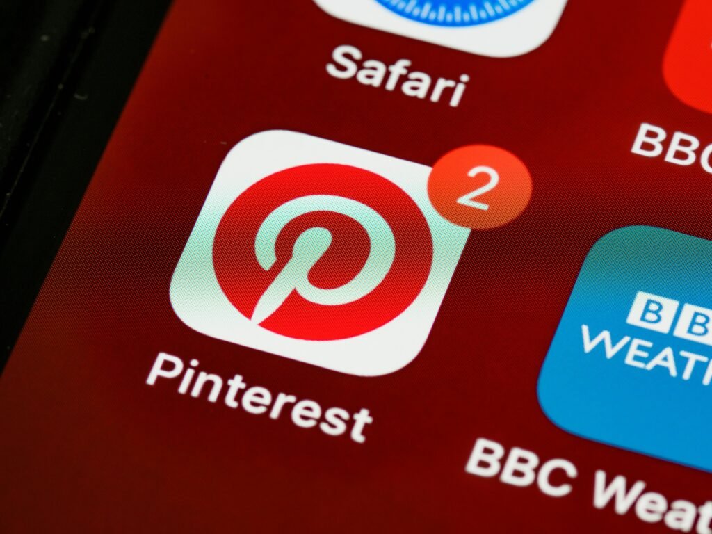A breakdown of a high-converting Pinterest pin for **selling digital products on pinterest**, showing the headline placement, product mockup, and call-to-action.